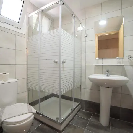 Alkyon Hotell Agios Georgios Pagon